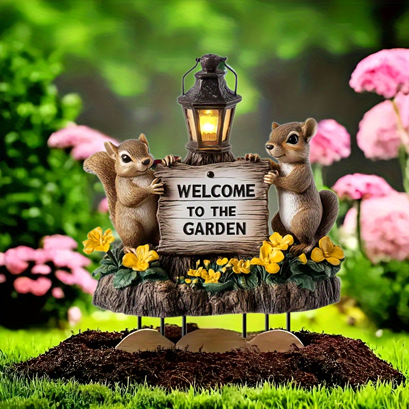 

2d Flat, 1pc, 2 Cute Squirrel Ground Plug-in Yard Lawn Holiday Party Decoration, Birthday Gift For , Suitable For Outdoor Garden Bonsai Decoration,