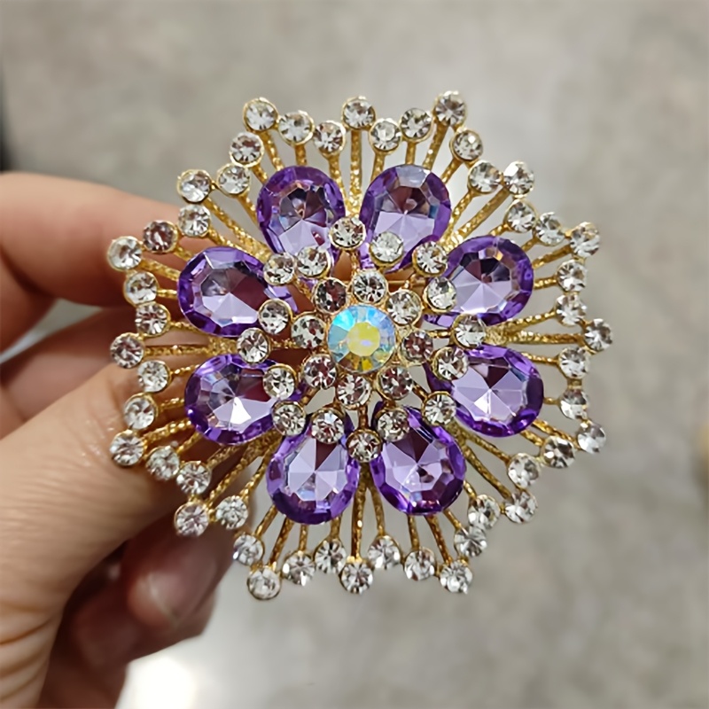 TEMU 1pc - Vintage Elegant Floral Brooch For Women, A Stylish Accessory For Coats, Preventing Wardrobe Malfunctions, Suitable For Bags And Hats,