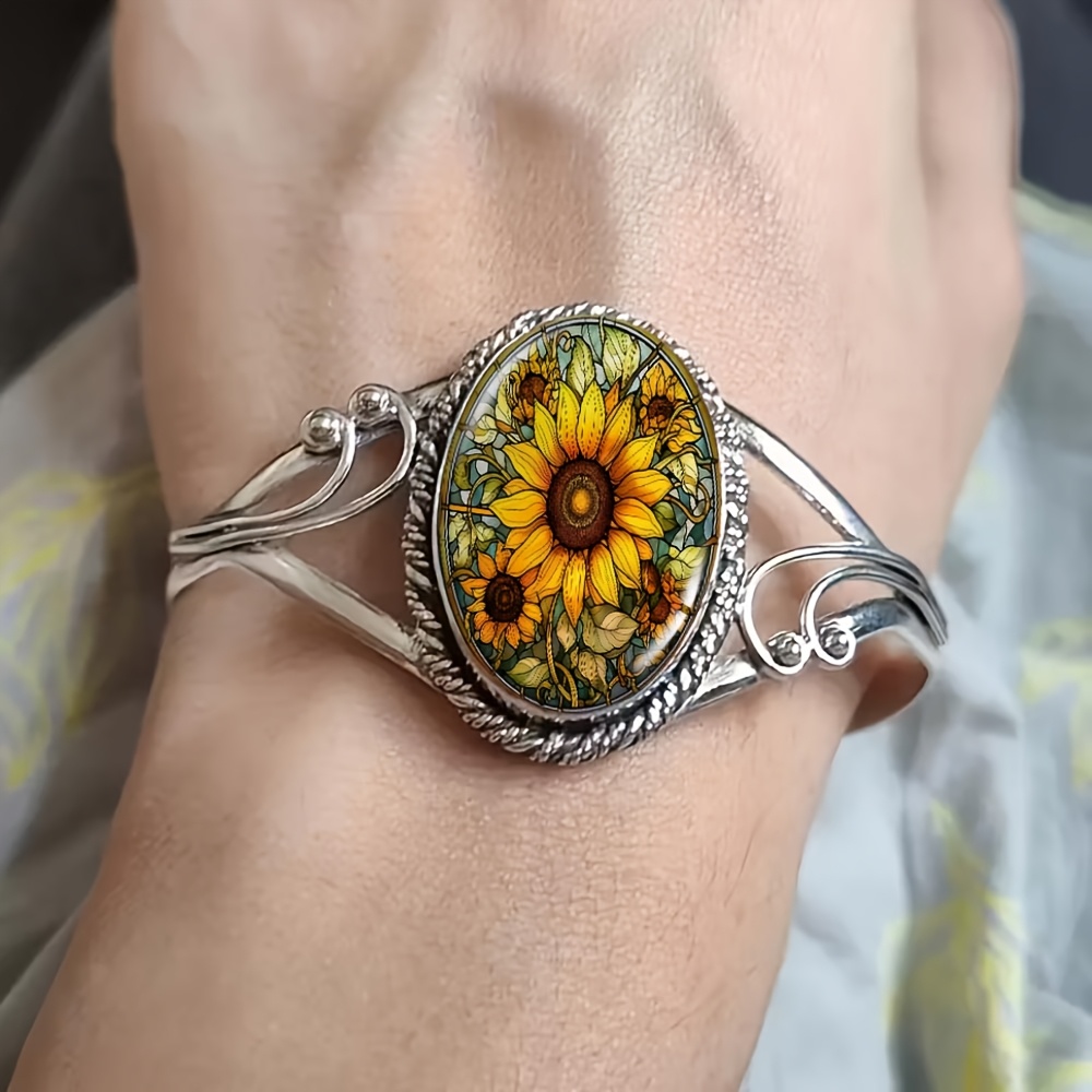 TEMU Oval Bangle Featuring A Sunflower Stained Glass Window Design With Curved Carvings - A Stylish Piece Of Jewelry Perfect For Daily Use Or As A