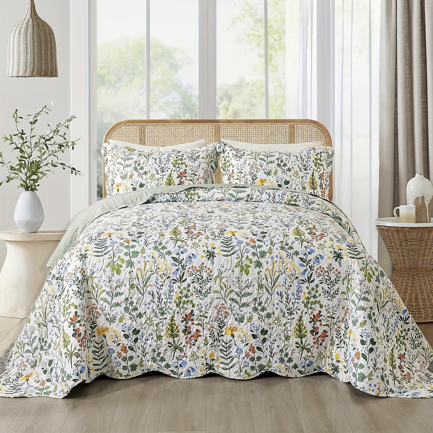 2 3pcs floral pattern bedding including 1 quilt cover and 1 2 pillowcase is soft breathable comfortable lightweight hypoallergenic and suitable for machine washing   bed covers are perfect for bedding and room decoration   Product details 0