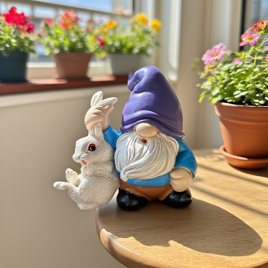 1pc Fun Resin Gnome Ornament, Garden Cute Rabbit-catching Dwarf Decor, Creative Desktop Micro Landscape, Resin Material, Gnome And
