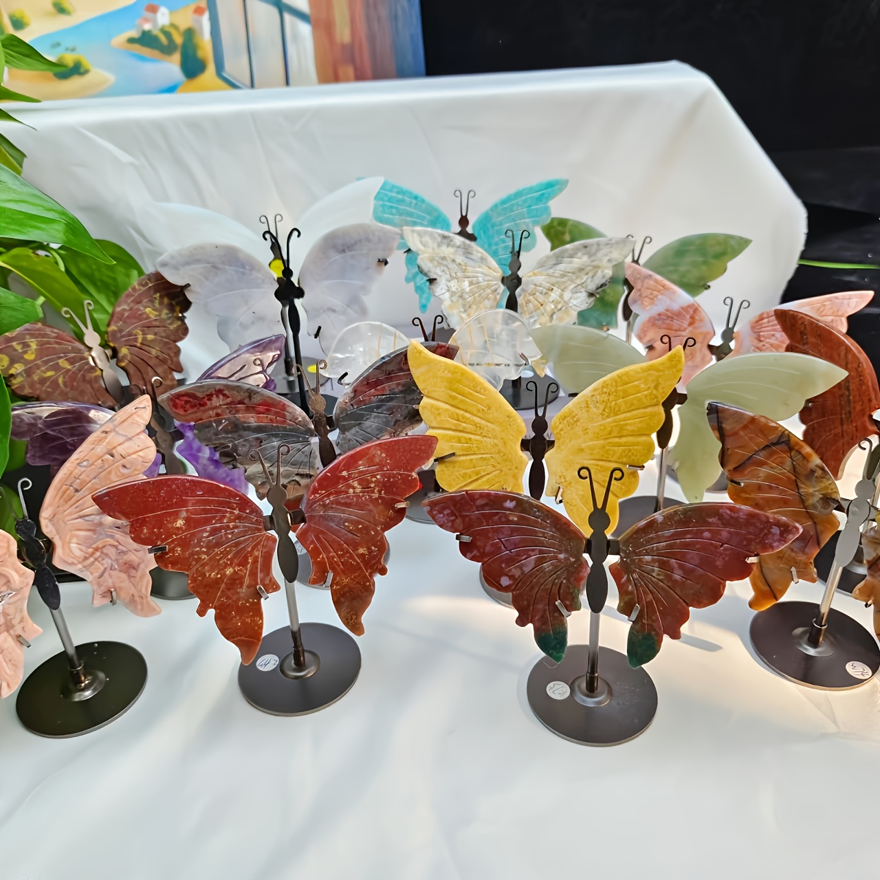 

Decorative Display | Assorted Natural Crystal Wings With Stand - Decor Accents, Colors And Patterns, Ideal For Display On , Decorations