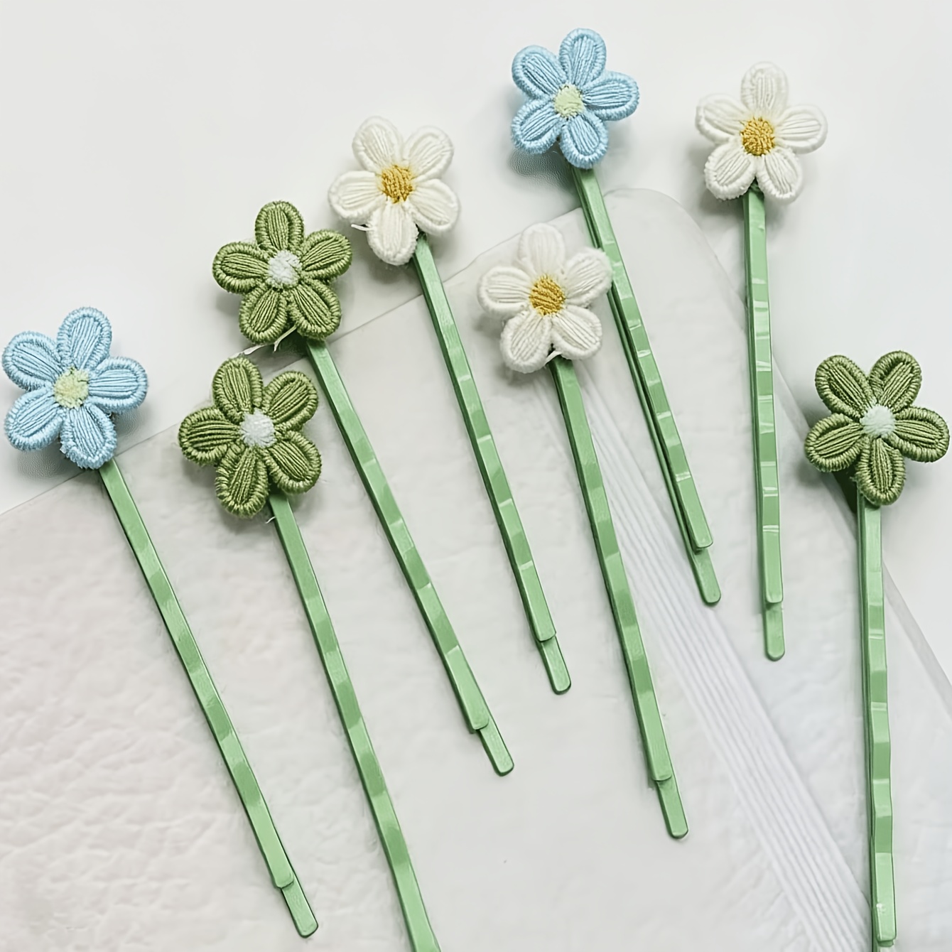 TEMU Juego de 8 horquillas para el pelo con flores pastel dulces, pasadores florales con bordado verde, accesorios para el pelo bonitos, estéticos y