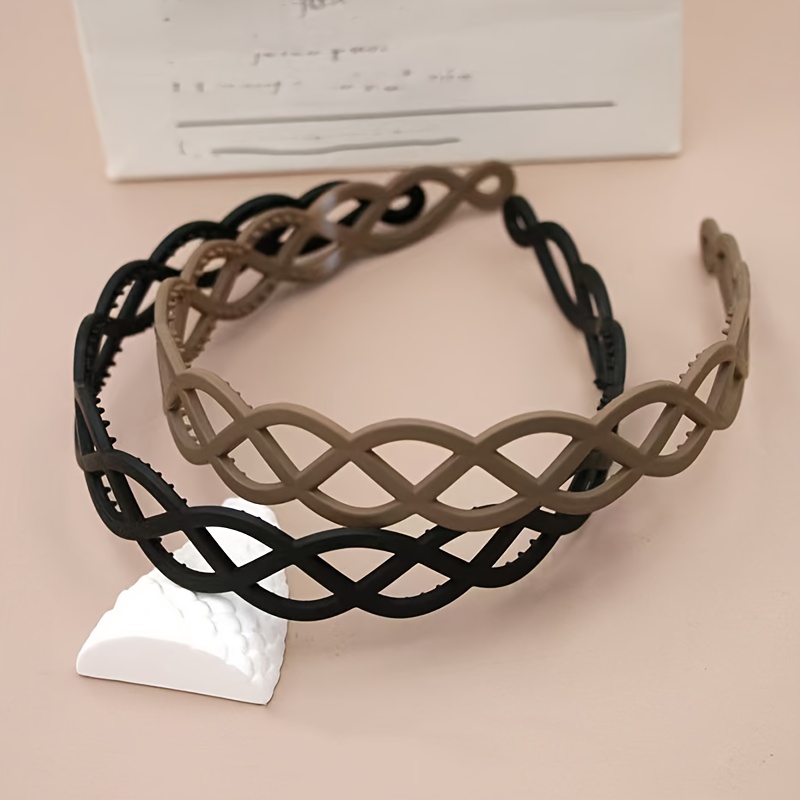 Image of 2pcs Women's Matte Resin Headband With Teeth, Hollow-out Non-slip Hairband, Versatile Light Luxury Elegant Hair Clip For Adults