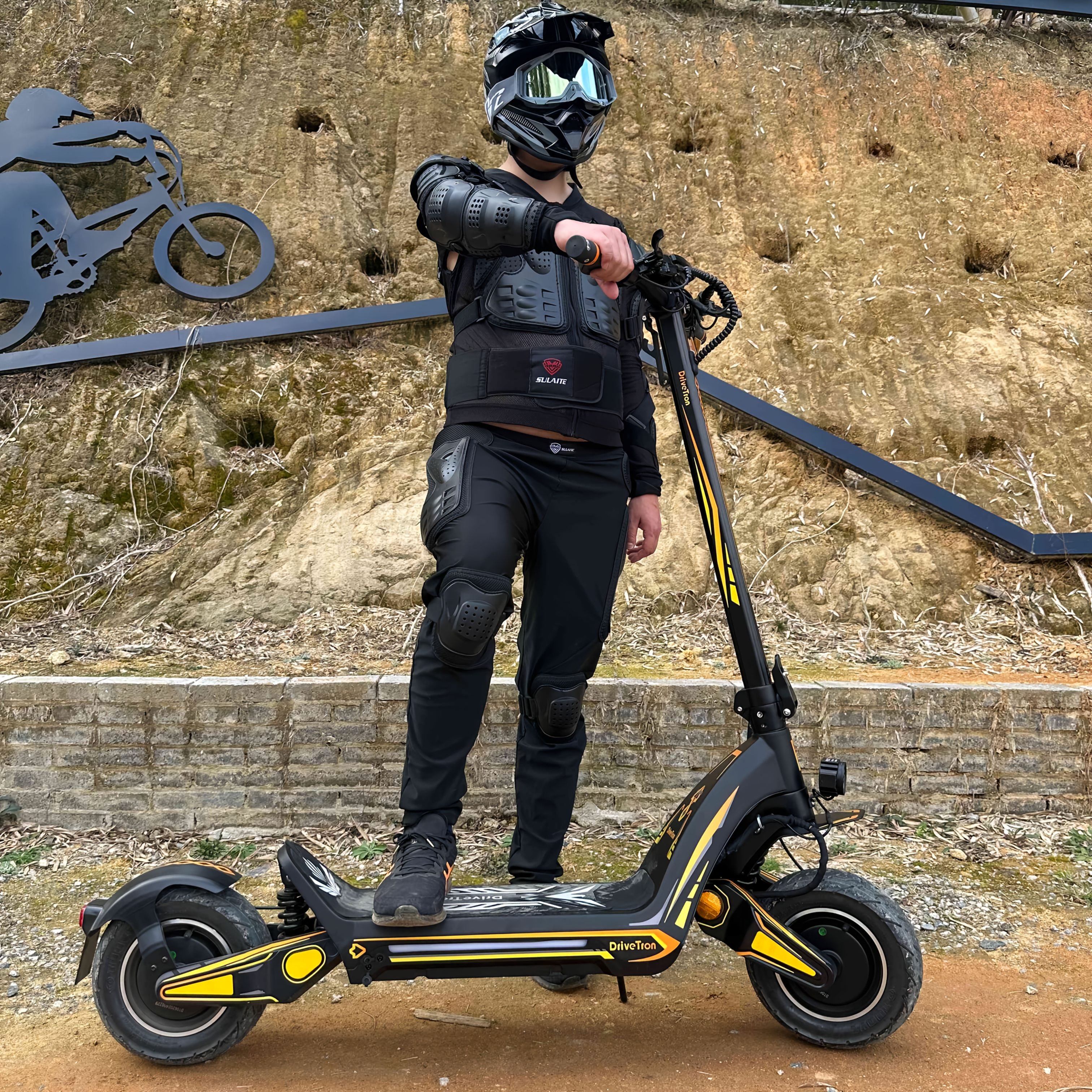 dt06 dual motor 48 miles max range adult all terrain electric scooter suitable for city use foldable lightweight stylish and shock absorbing commuter scooter Product details 1