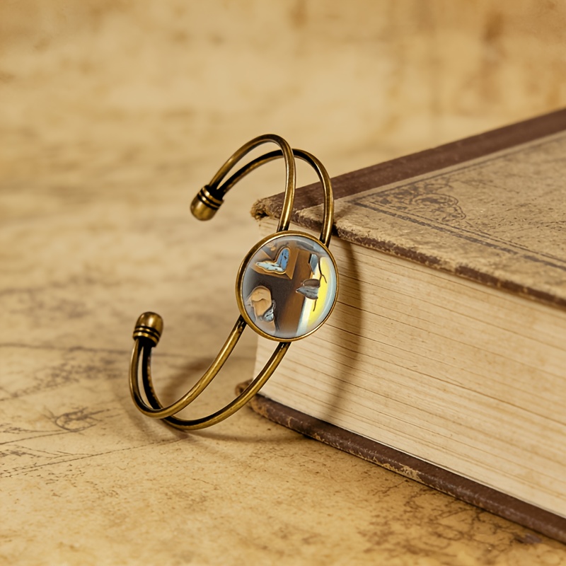 Double-Layered Adjustable Open Bangle with Twisted Clock Design