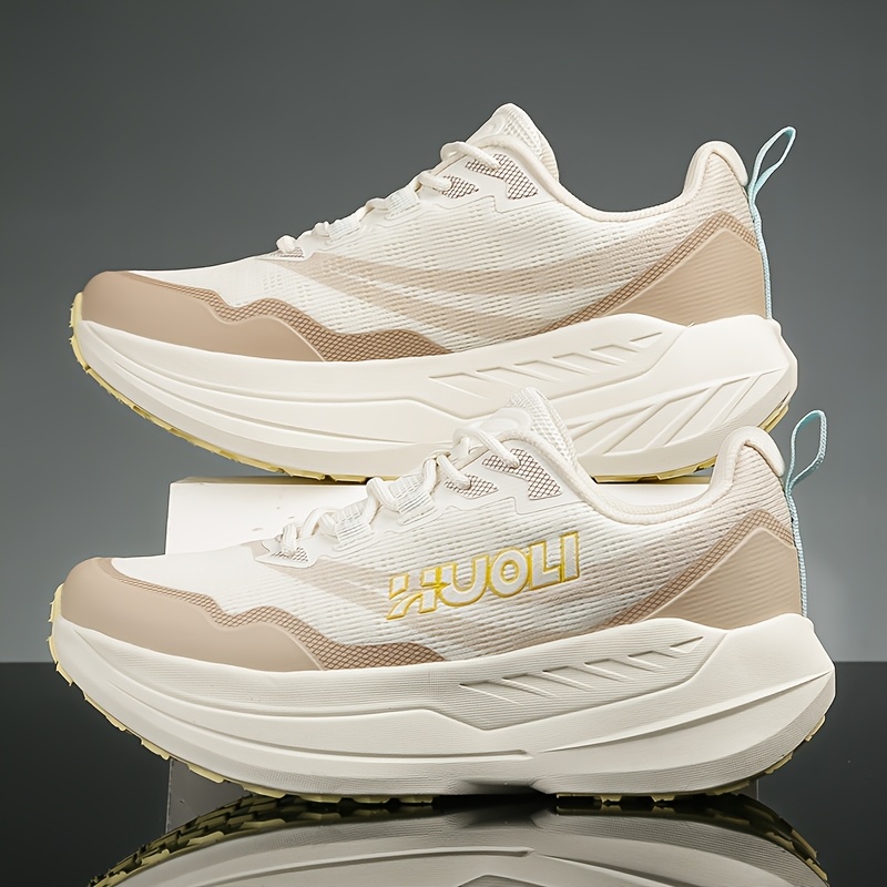 Spring New Lightweight Comfortable Breathable Casual Sports Shoes