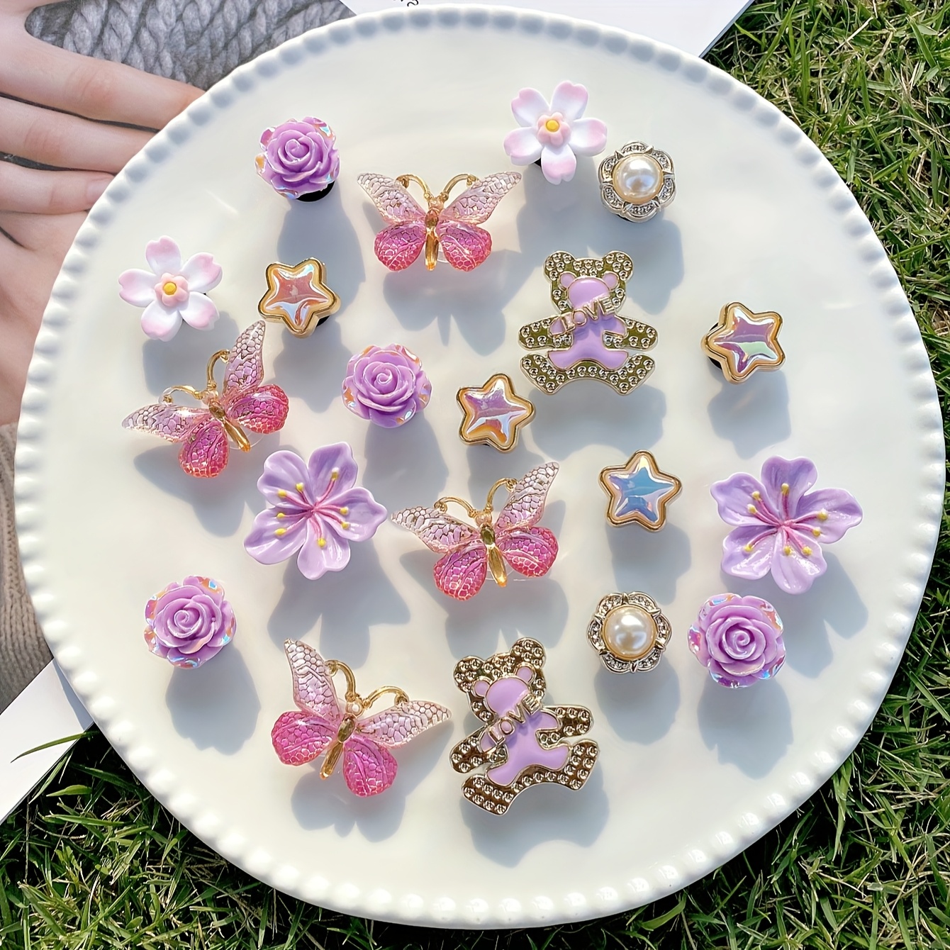Image of 20 Purple Teddy Bear Flower Pentagram Shoe Decorations, Suitable For Women's Sandals, Slippers, Beach Bag Multi-functional Shoe Clip Additions, Very Suitable For Holidays And Birthday Party Gifts