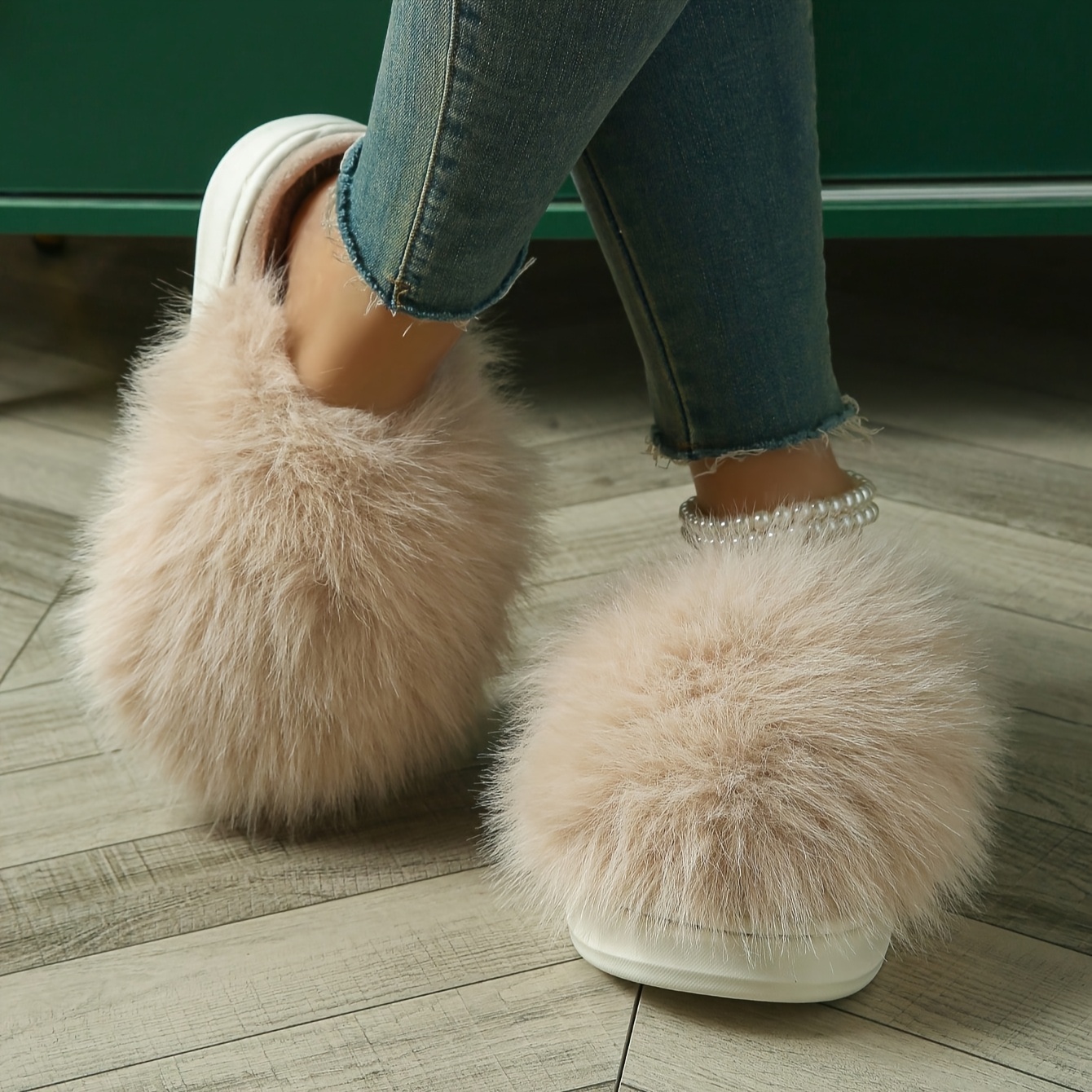 

Women's Plush Feeling Soft Bottom Fall And Winter For Home Indoor And Outdoor Couple Models Home Fur Slippers