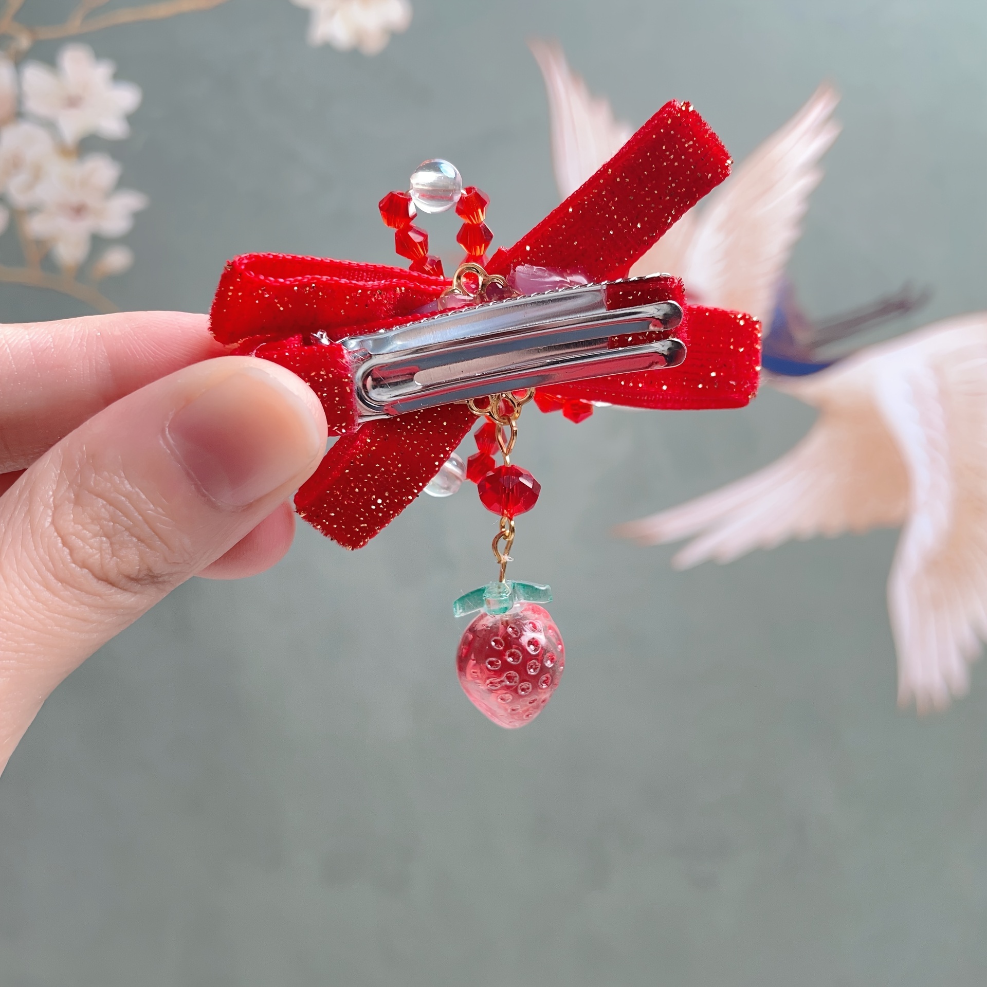 1pair red childrens hair clips cute bow hair accessories Product details 3