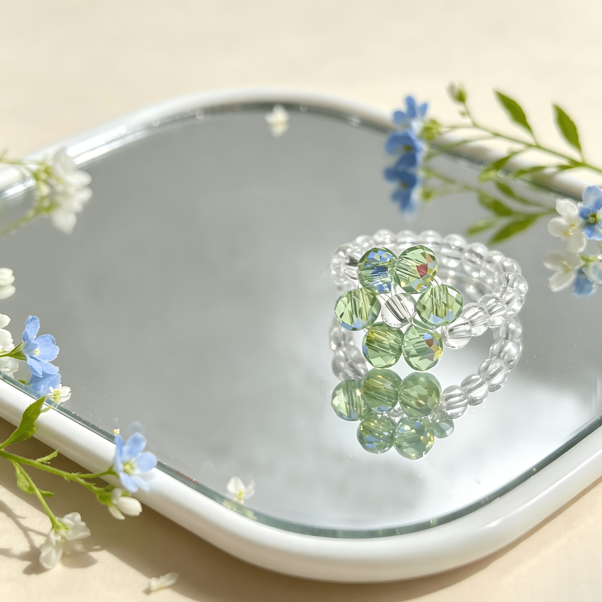 Women's Adjustable Elastic Cord Flower Shape Ring with Crystal