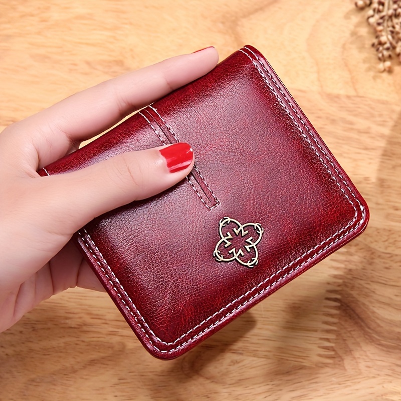 

Classic Vintage Women's Compact Pu Leather Wallet With Snap Closure And Polyester Lining