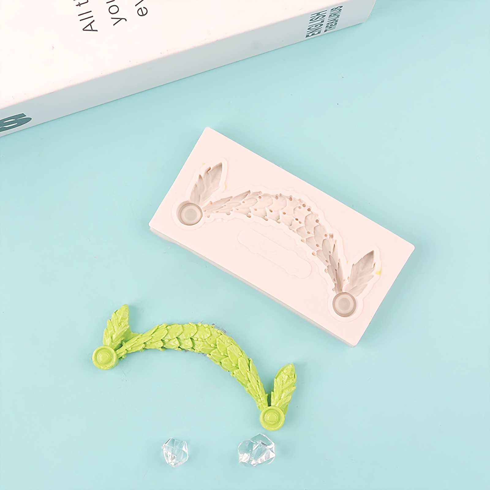 Image of Retro Relief Silicone Mold Mold Wedding Decoration Tool Suitable For Candle Making