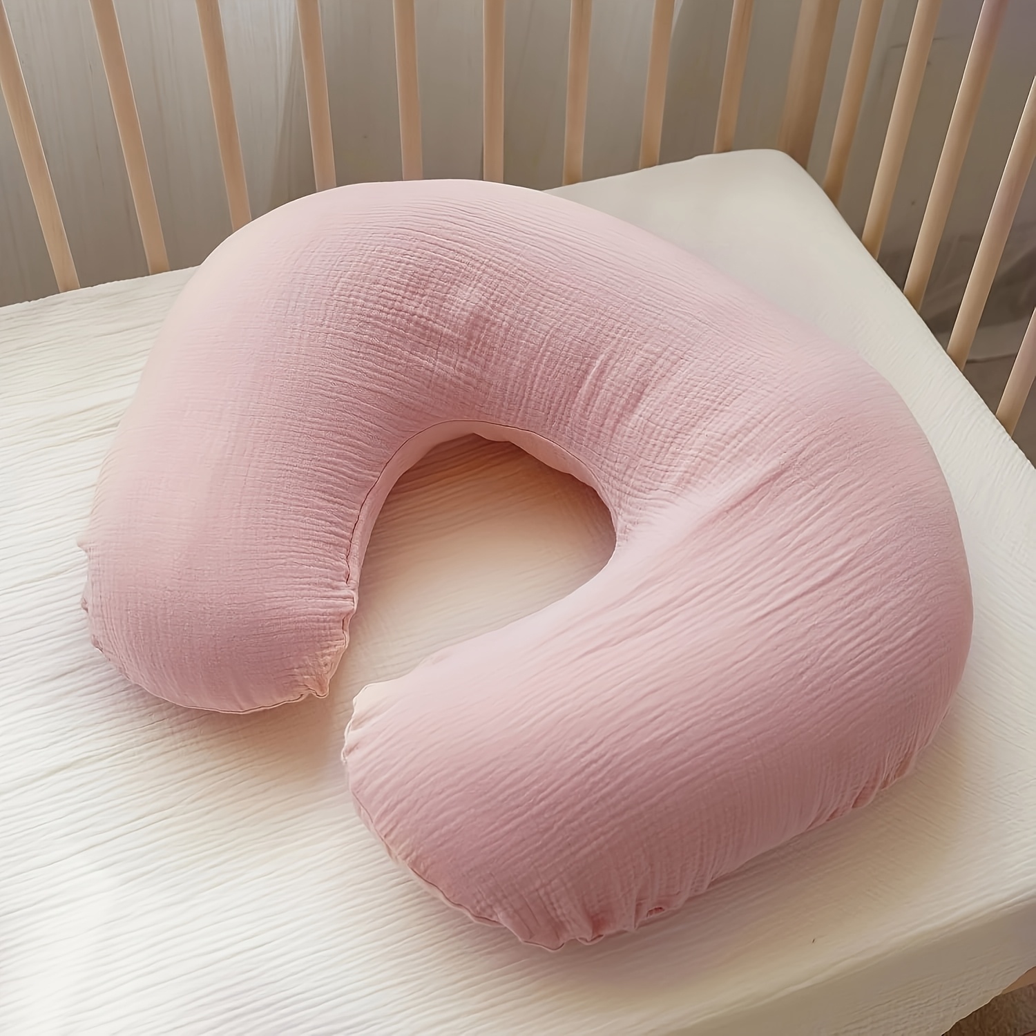 A Set of Two C-Shaped Pillow Covers, Available in Various Colors for Easy Mixing And Matching. The Fabric Is Soft And Skin-Friendly, Non-Irritating, Suitable for Women During Breastfeeding, with Dimensions of 63.5*45.72 cm