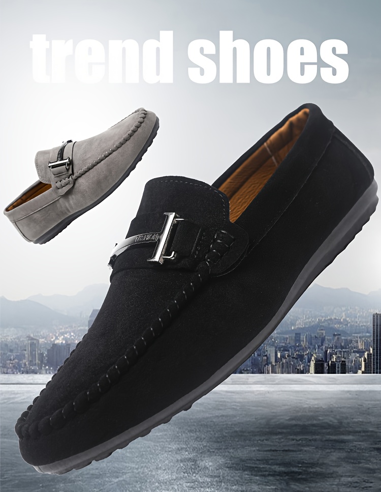 A Stylish And Upscale Pair of Men'S Casual Footwear, Designed with a Flat Round Toe And Perfect for Different Events, Offered in Several Color Options