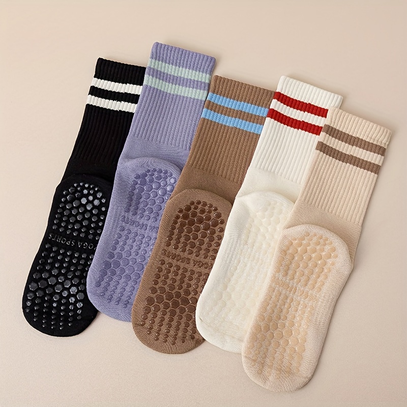 

5 Pairs Of Yoga Socks Autumn And Winter Style Socks For Women Silicone Non-slip Mid-calf Socks Bars College Style Sports Socks Ins Trend