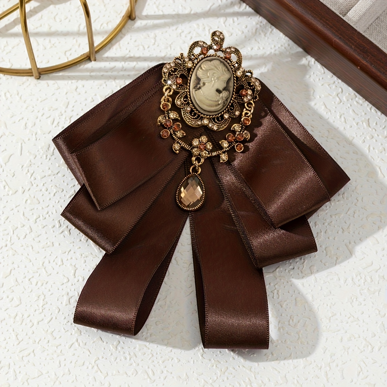 Image of 1pc, Elegant, Gorgeous Vintage Style, Large, Velvet Ribbon Bow, Portrait Badge, Shiny, Women's Brooch, Lapel Pin, Suitable For Daily Wear, Holiday Dates, Party Gifts