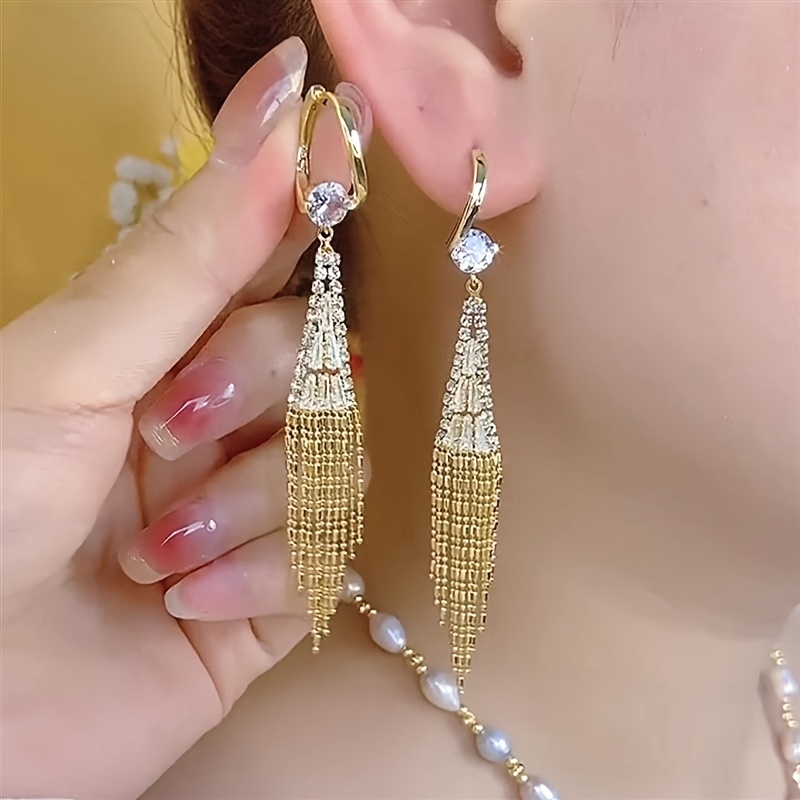 1 pair of heavy duty long tassel earrings with rhombus synthetic synthetic zirconia bridal earrings for womens wedding pendants suitable for dance parties or beauty pageants Product details 1