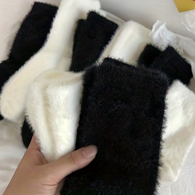 TEMU 12pcs/6 Pairs Women's Plush Thermal Winter Socks - -proof Mid-calf Out The Cold For Hours, Hand Wash Only, White & Black, For Outdoor, Work, - &