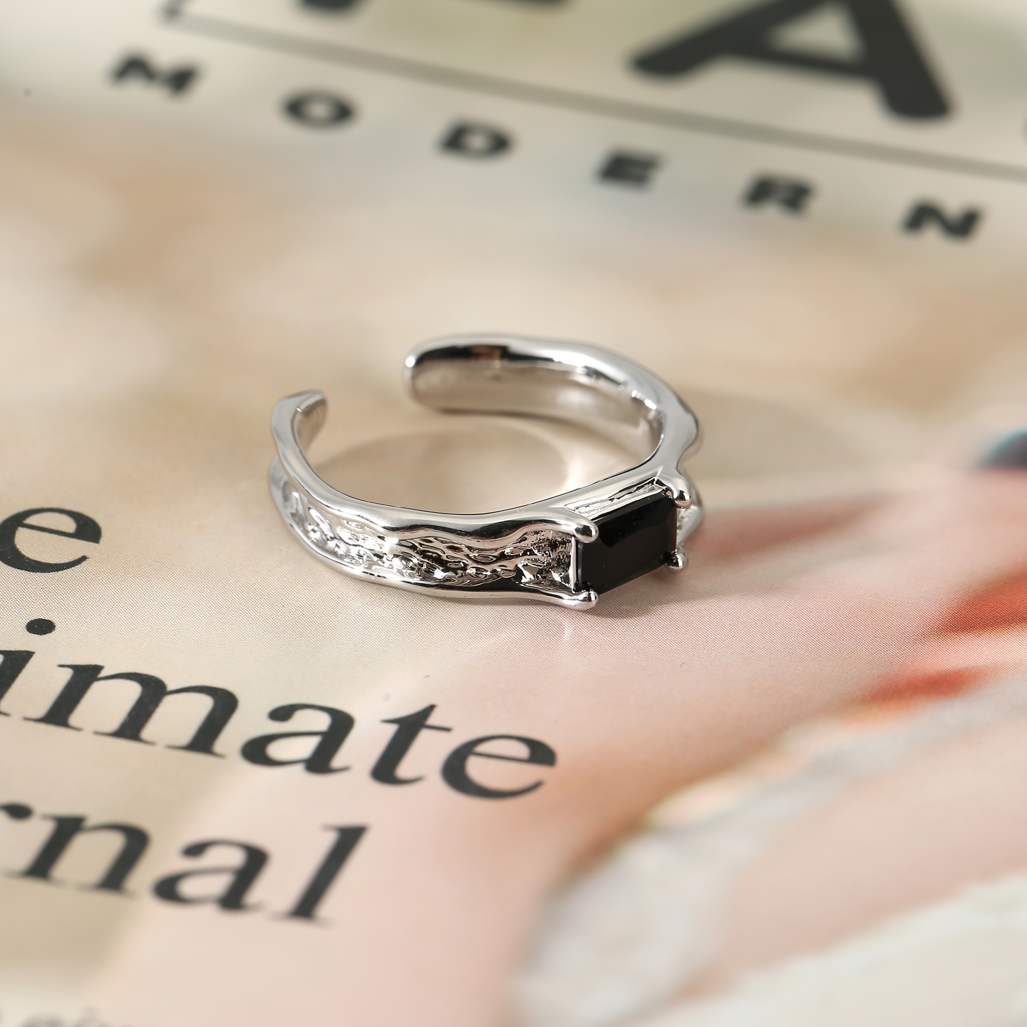 TEMU 1pc - European And - Copper With Synthetic Zirconia Inlay - Exquisite Wood Grain Texture - Unisex Adjustable Ring - Suitable For Parties, Daily
