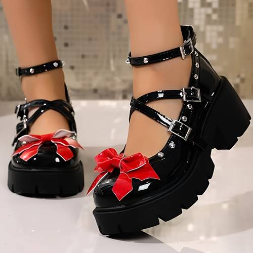 schattige japanse schoenen met dikke , vlinderknots, meerdere bandjes en knopjes