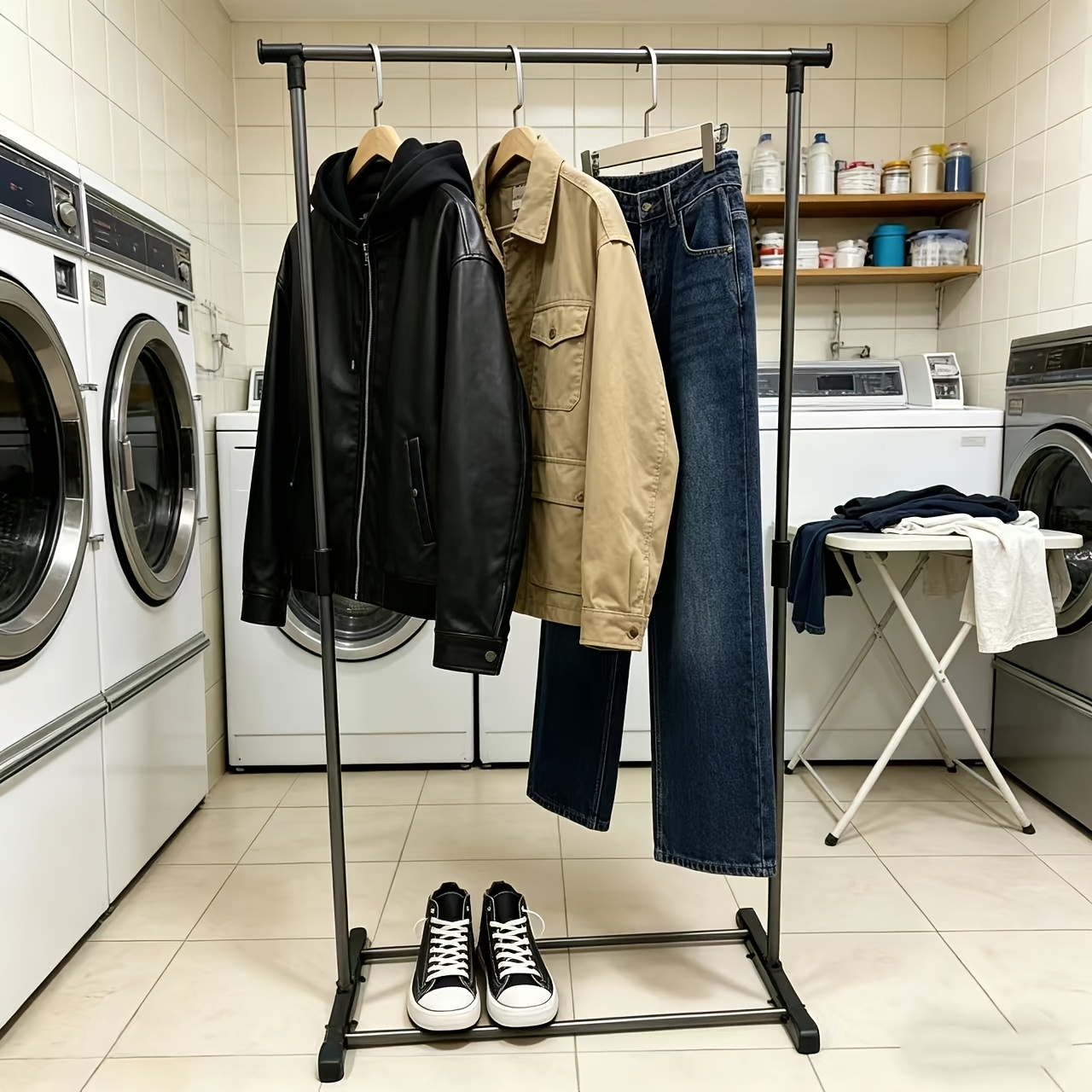 TEMU 1pc Simple Small Single-rod Freestanding Coat Rack, Multi-functional Hat And Coat Stand, Clothes Drying Rack, Large Capacity, Floor-standing,
