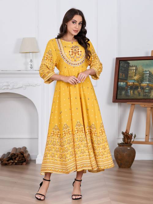 item picture middle eastern embroidered dress