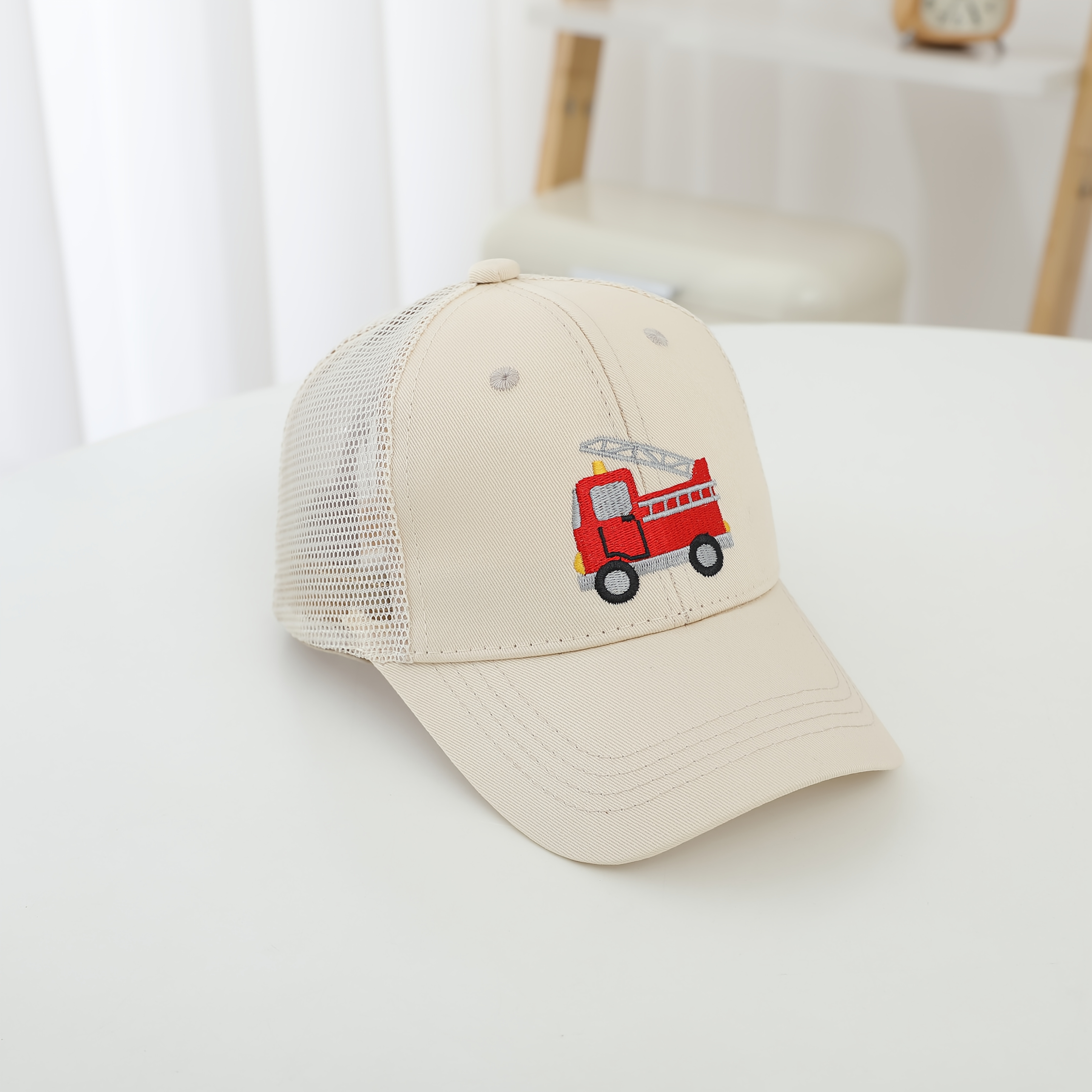 Spring/autumn Boys' Baseball Cap Cartoon Fire Truck Embroidery Breathable Mesh Teen Casual Sports Cap