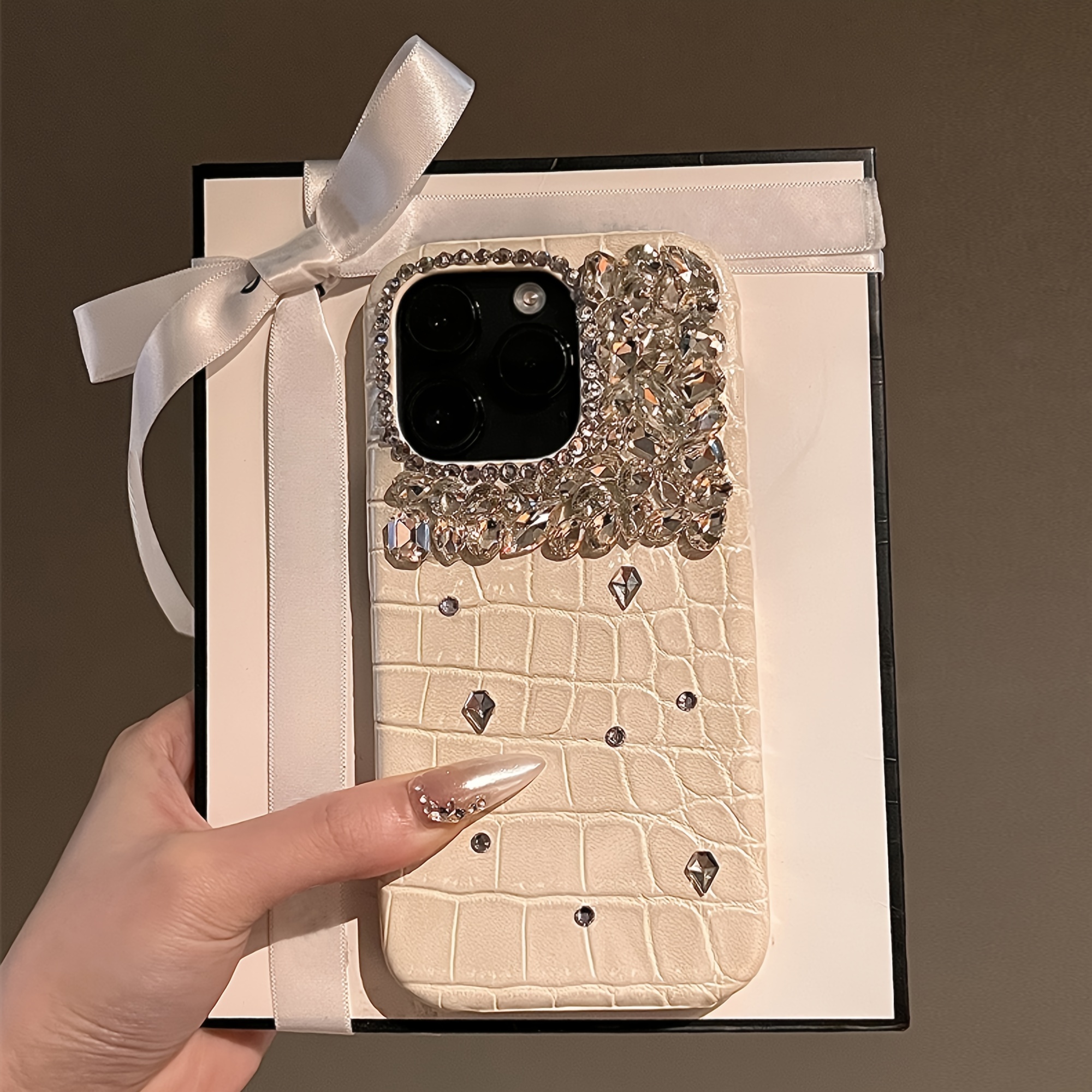 

High-end Rhinestone Leather Mobile Phone Case For Iphone 15 14 13 12 11pro Max Luxury Anti-fall Fashionable Phone Case