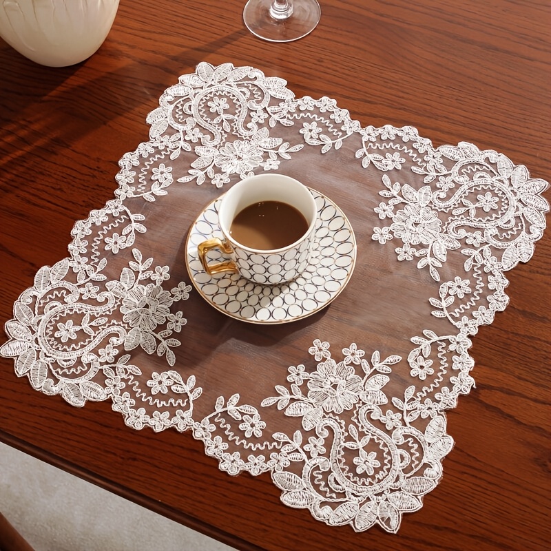 TEMU . -Netzstoff in Weiß mit besticktem Blumenmuster aus weißem Stielgarn, rustikale Hochzeit im Freien. Geeignet für Esstischdecke für Zuhause,