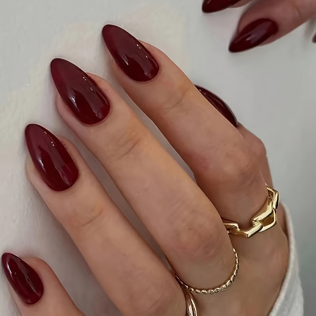 

30pièces Ensemble de ongles de luxe en d' courte , , amovible et imperméable, kit d'art des ongles rouge chic pour un look