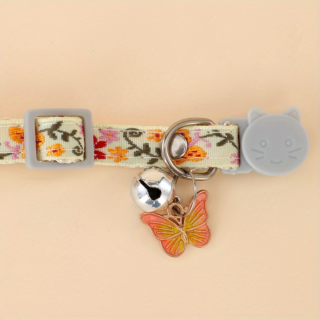 adjustable nylon pet collar with embroidered     bell charm   cats and small dogs Product details 5