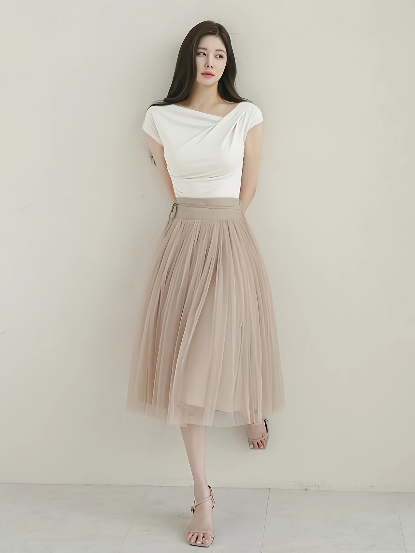 Women's Elegant Asymmetrical Neckline Ruched Slim Fit Short Sleeve T-Shirt - Solid Color, Medium Stretch, Spring/Summer Casual & Formal Wear, Ladies T Shirts, Summer Outfit, Chic Style, Stretchy Fabric, Fitted Shirt, Summer Wardrobe