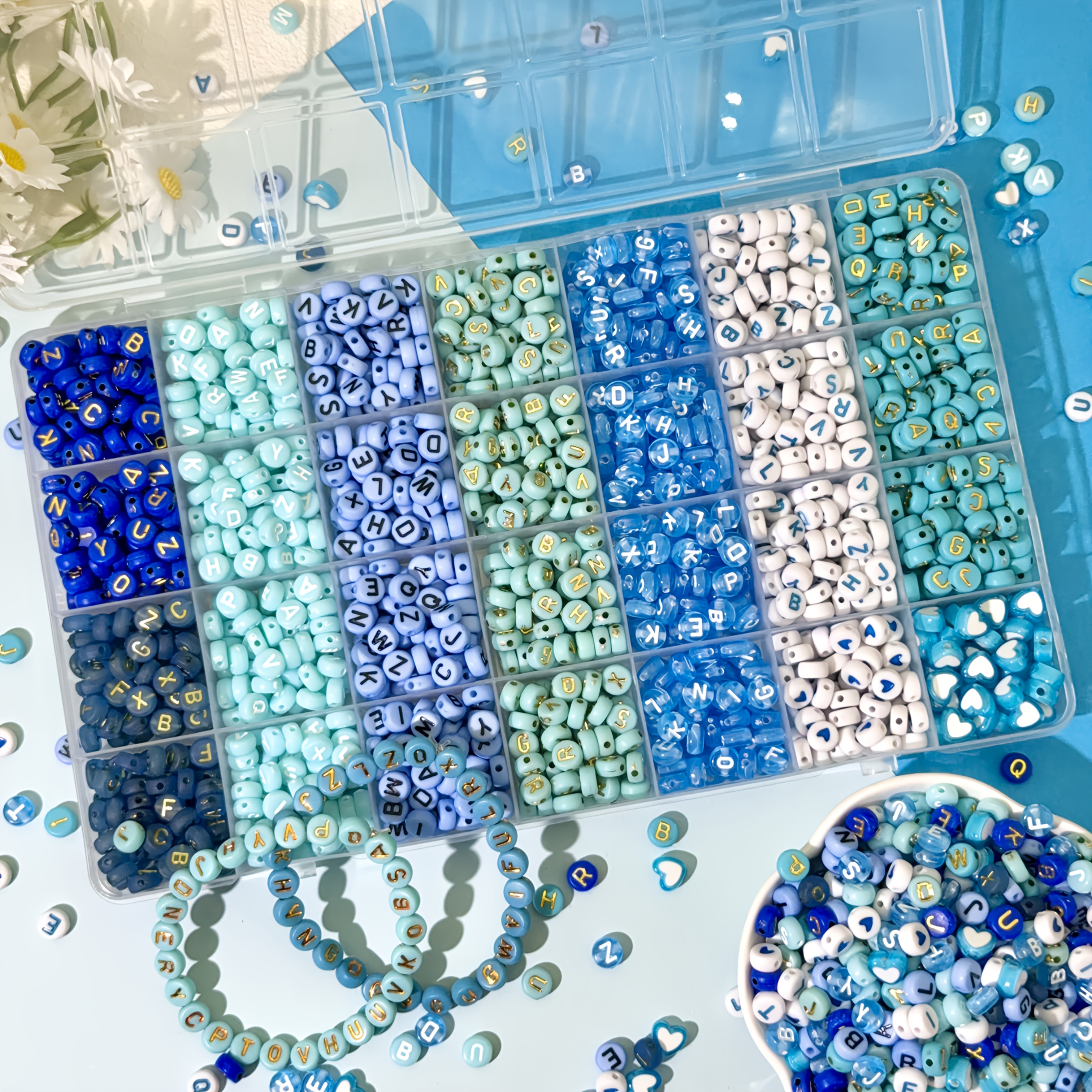 TEMU Un ensemble de 840 perles de lettres bleues, blanches, noires et dorées de haute qualité, que des perles acryliques de cœur - Parfait pour la