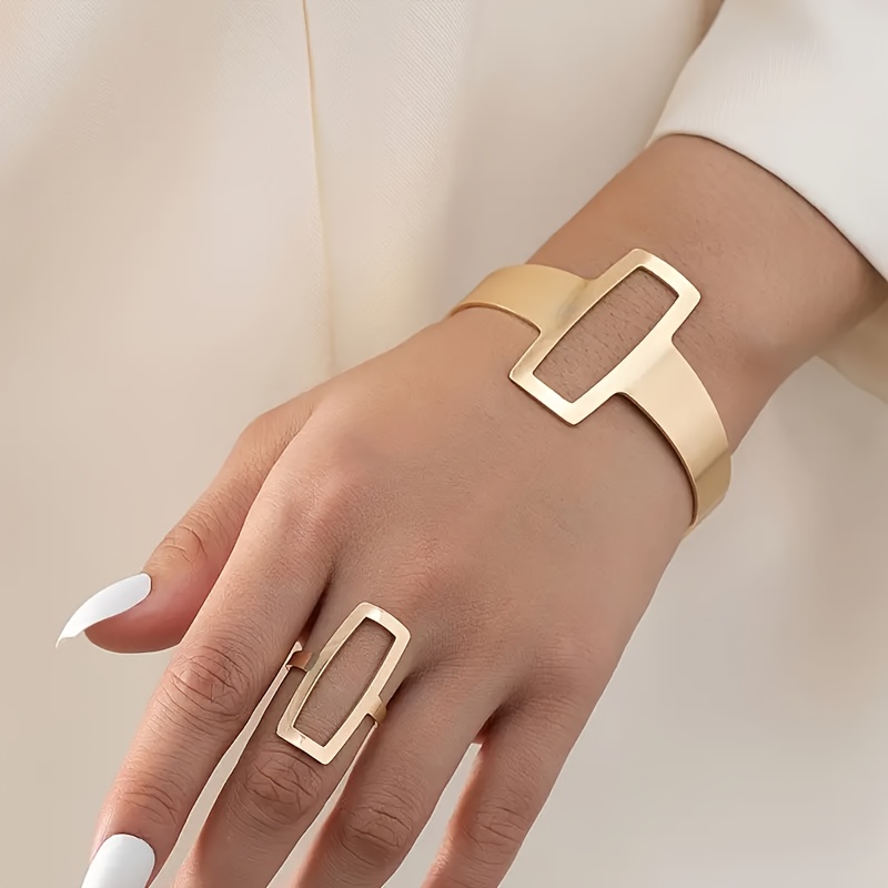 

Fashion Simple Geometric Square Jewelry Skeleton Ring And Bracelet Set, Jewelry Set, Perfect Gift For Someone Special To Show Love And Appreciation To Family Or Friends