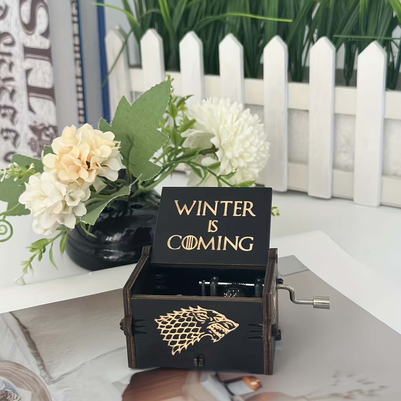 TEMU Vintage Wooden Hand-cranked Music Box, Theme, Engraved With "" And Stark Family Wolf , Plays Theme Song Melody. Exquisite Carved , Black And