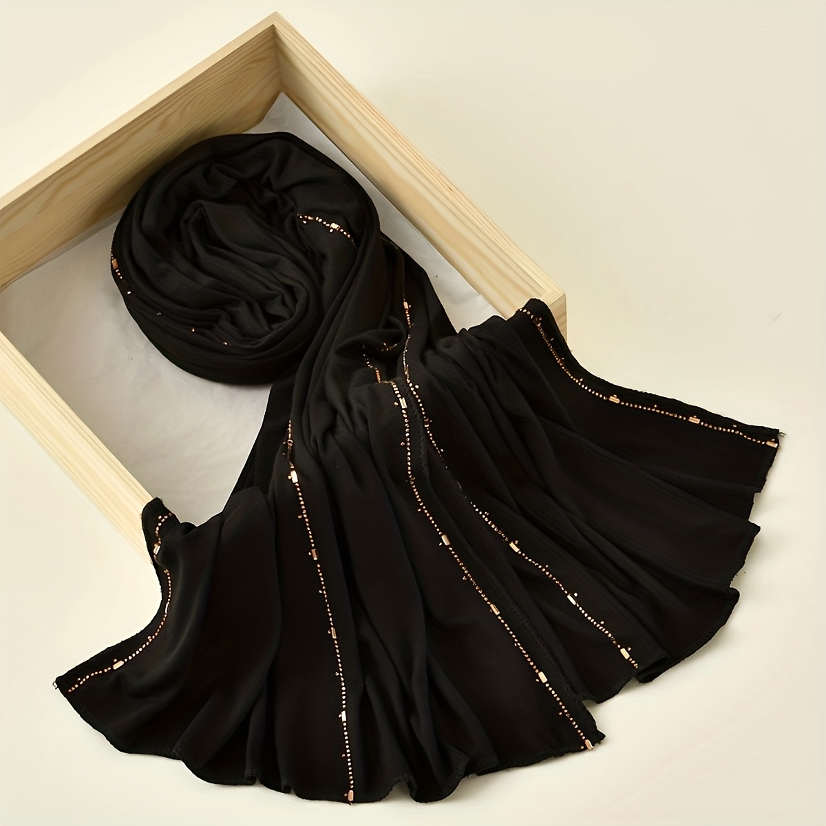 New Modal Solid Color Rhinestone Long Scarf Headscarf, Suitable for Muslim Women to Wear as a Hijab. Made of High-quality, Breathable, and Soft-touch Fabric, Available in Four Classic and Attractive Colors: Black, White, Khaki, and Coffee. Ideal for
