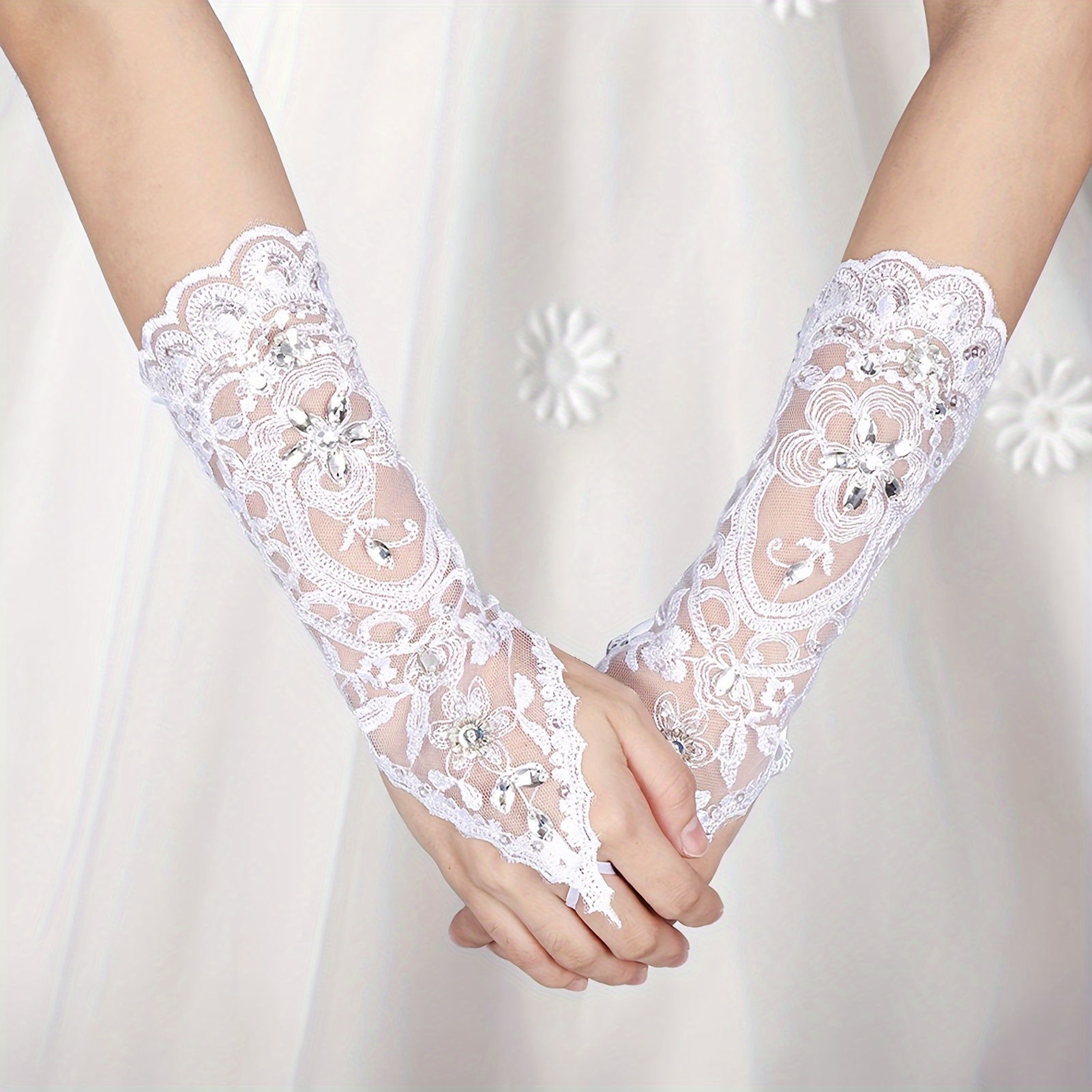 

Retro Syle Flower Bride Bridal Rhinestone Sexy Fingerless Gloves Wedding Gloves Bride Gloves Bridal Gloves Wedding Bride Gloves Wedding Bridal Gloves Lace Gloves Wedding Lace Bridal Gloves