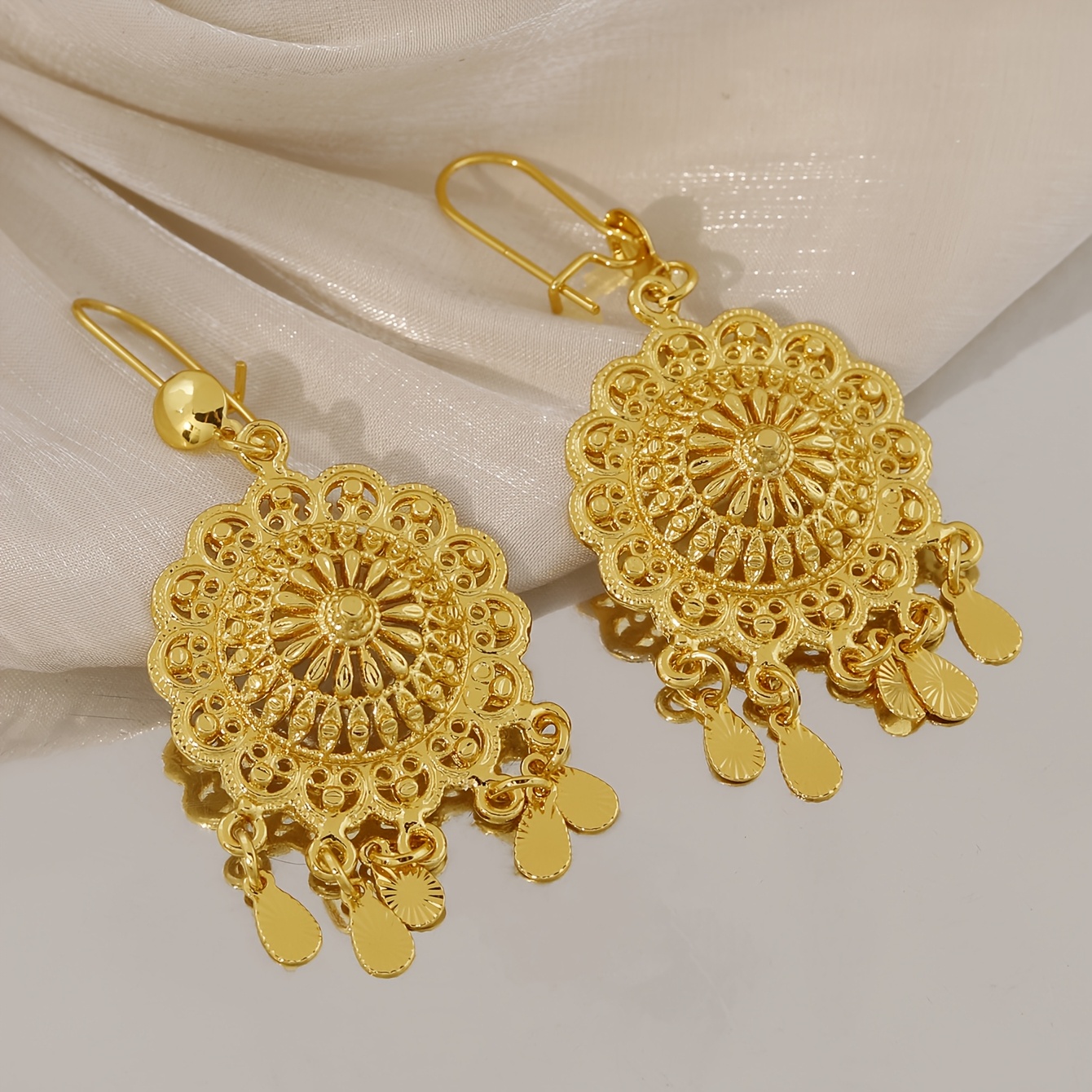 TEMU 2pcs Vintage Bohemian Style Alloy Drop & Dangle Earrings, Floral Disc Design, Non-feather, For Women, Wedding And Party Accessory, Fashionable