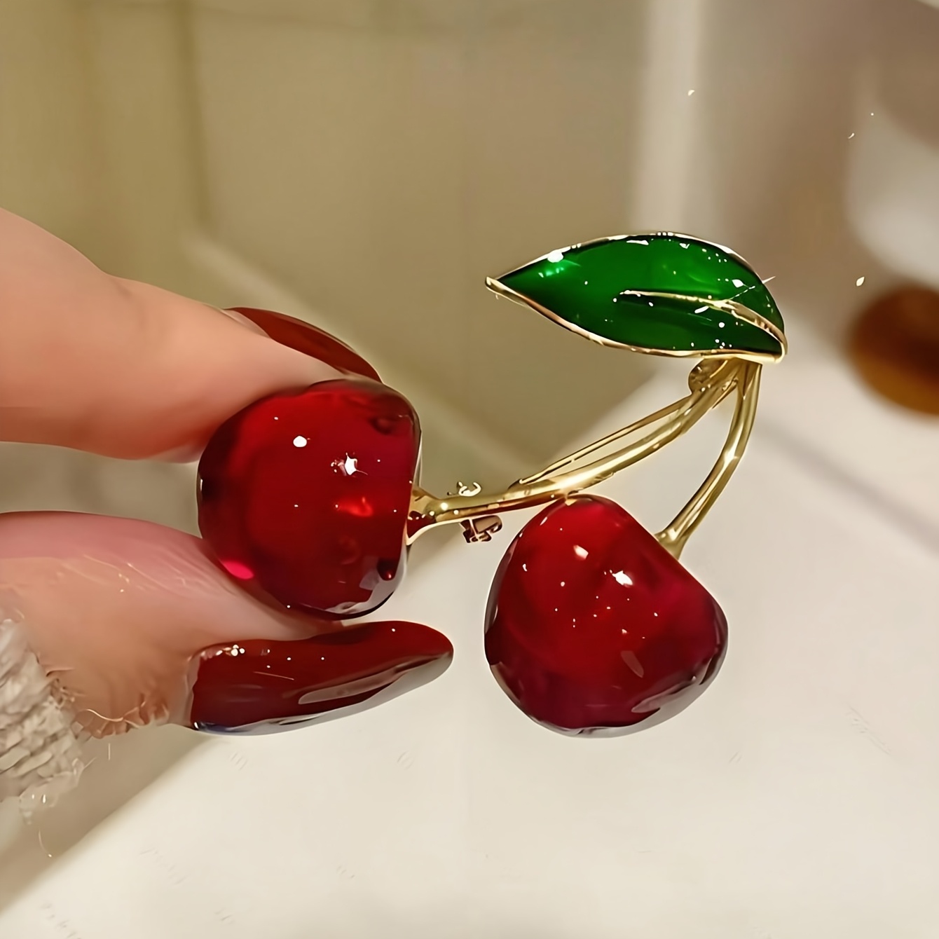 TEMU 1 pieza de broche de moda de para mujer, alfiler para diario con diseño antideslizante