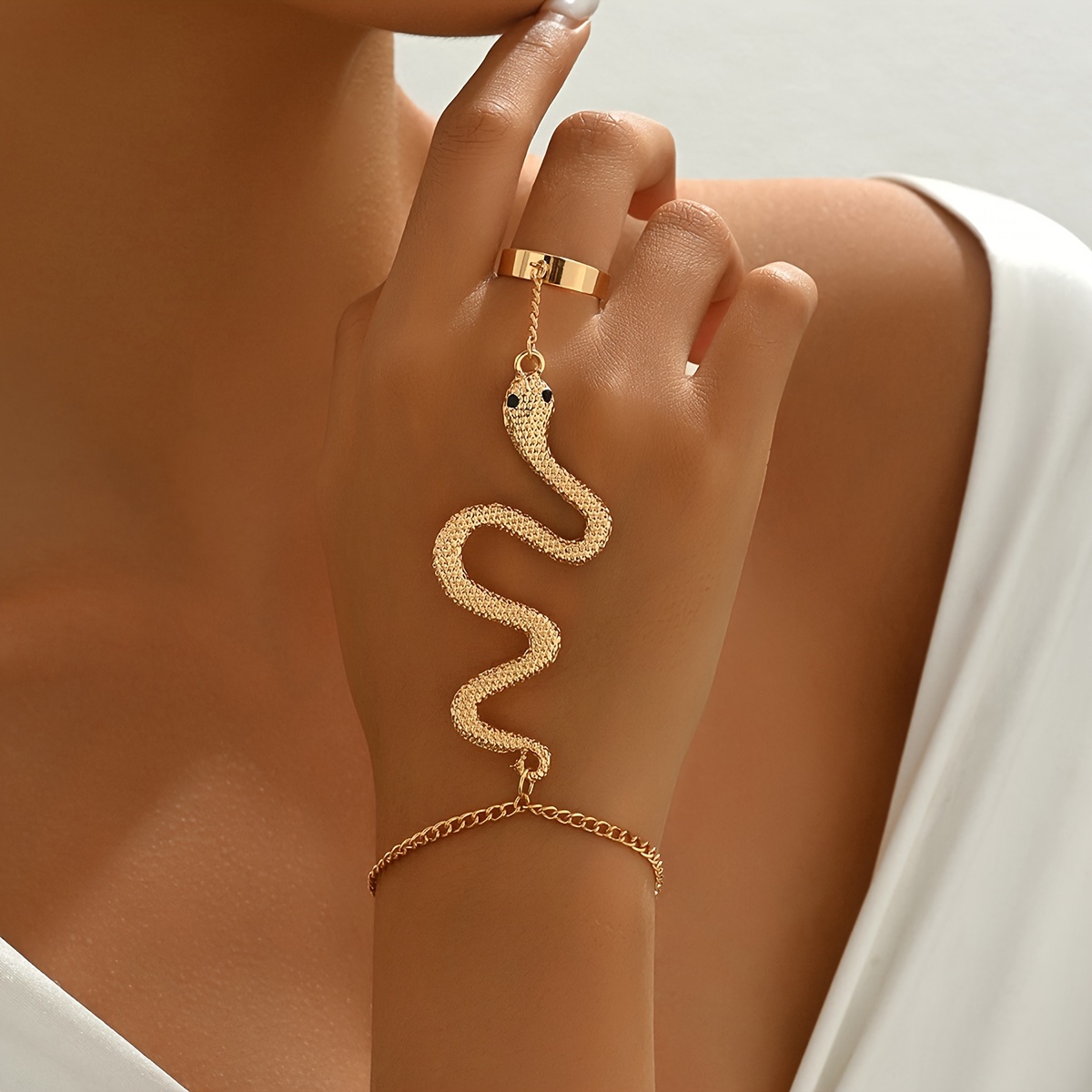 

Exaggerated Snake Bracelet Personality Retro Ring Bracelet Bangle Jewelry Gift