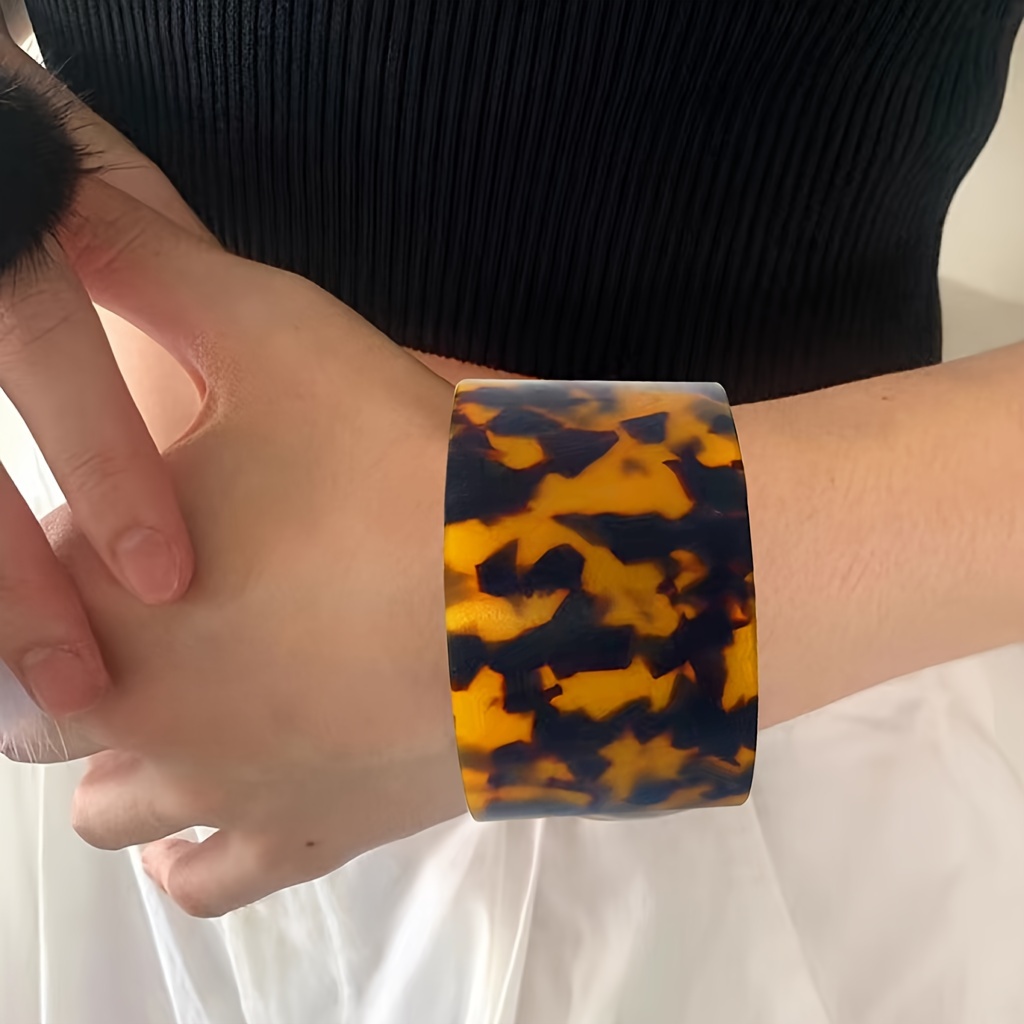 

Elegant Vintage-inspired Acrylic Leopard Print Cuff Bracelet For Women - Chic & Versatile Accessory Jewelry For Women Necklaces For Women