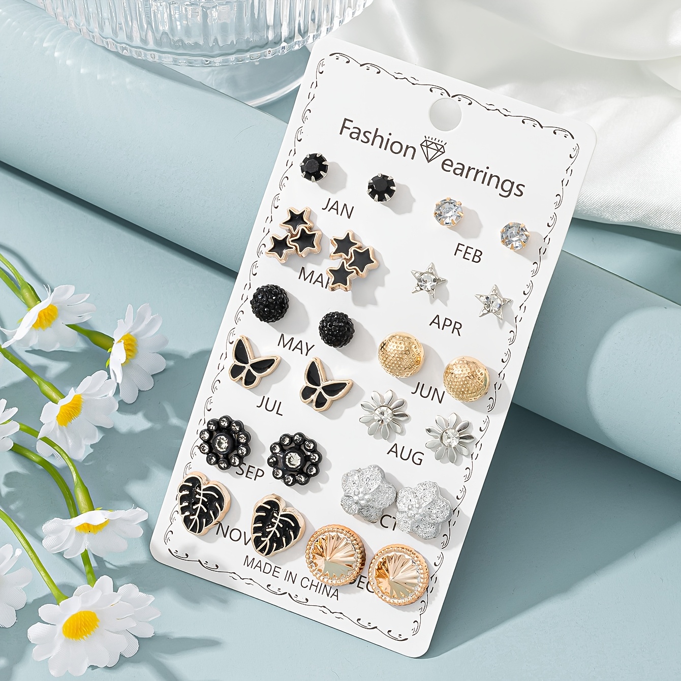 TEMU Juego de 12 de aretes en paquete combinado - Con diseños de flor y pequeña estrella. Son modernos y sencillos, adecuados para fiestas en ,