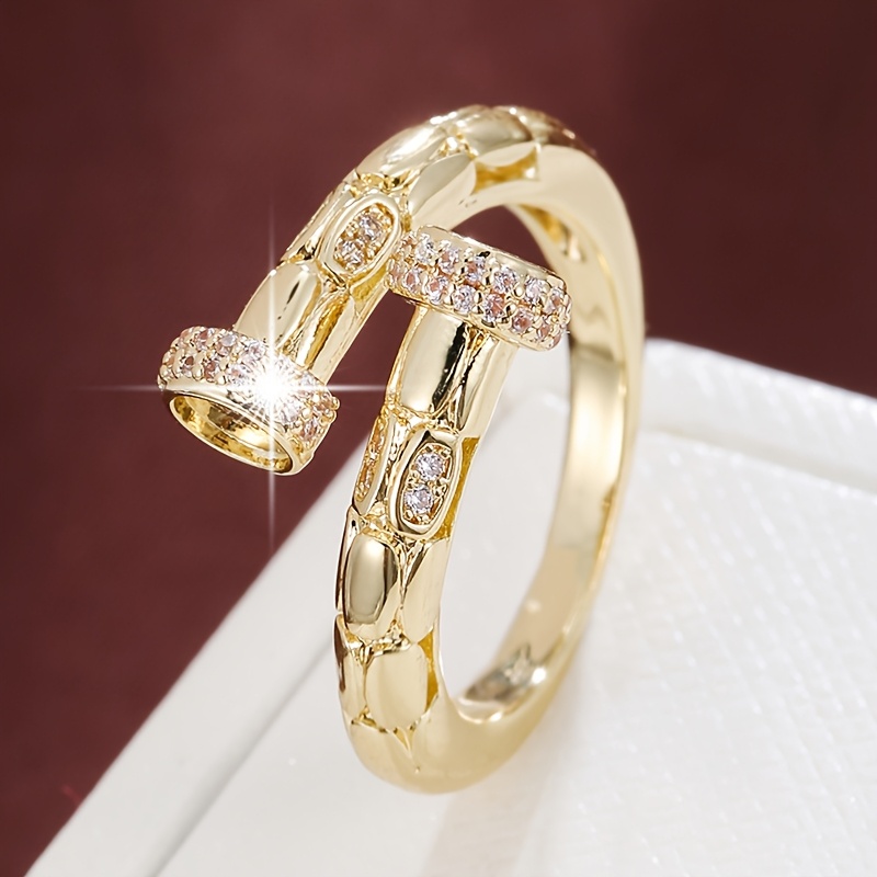 A Minimalist Open Adjustable Women's Ring