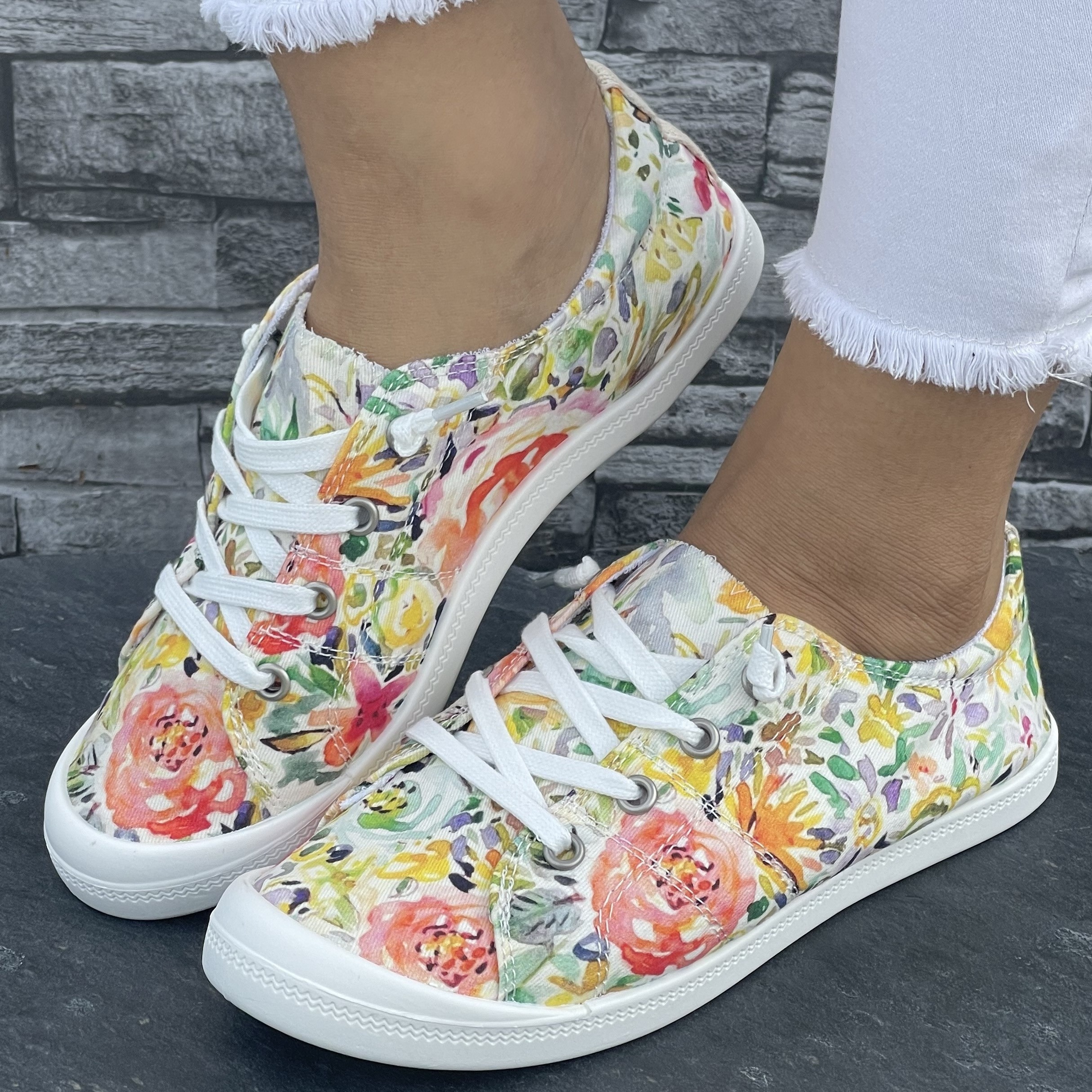 

Floral Canvas Sneakers: Casual, Breathable, And Versatile For All Seasons