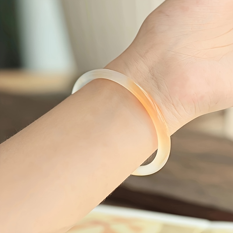 Women's Elegant Natural Stone Bangle, Transparent Ice Pattern