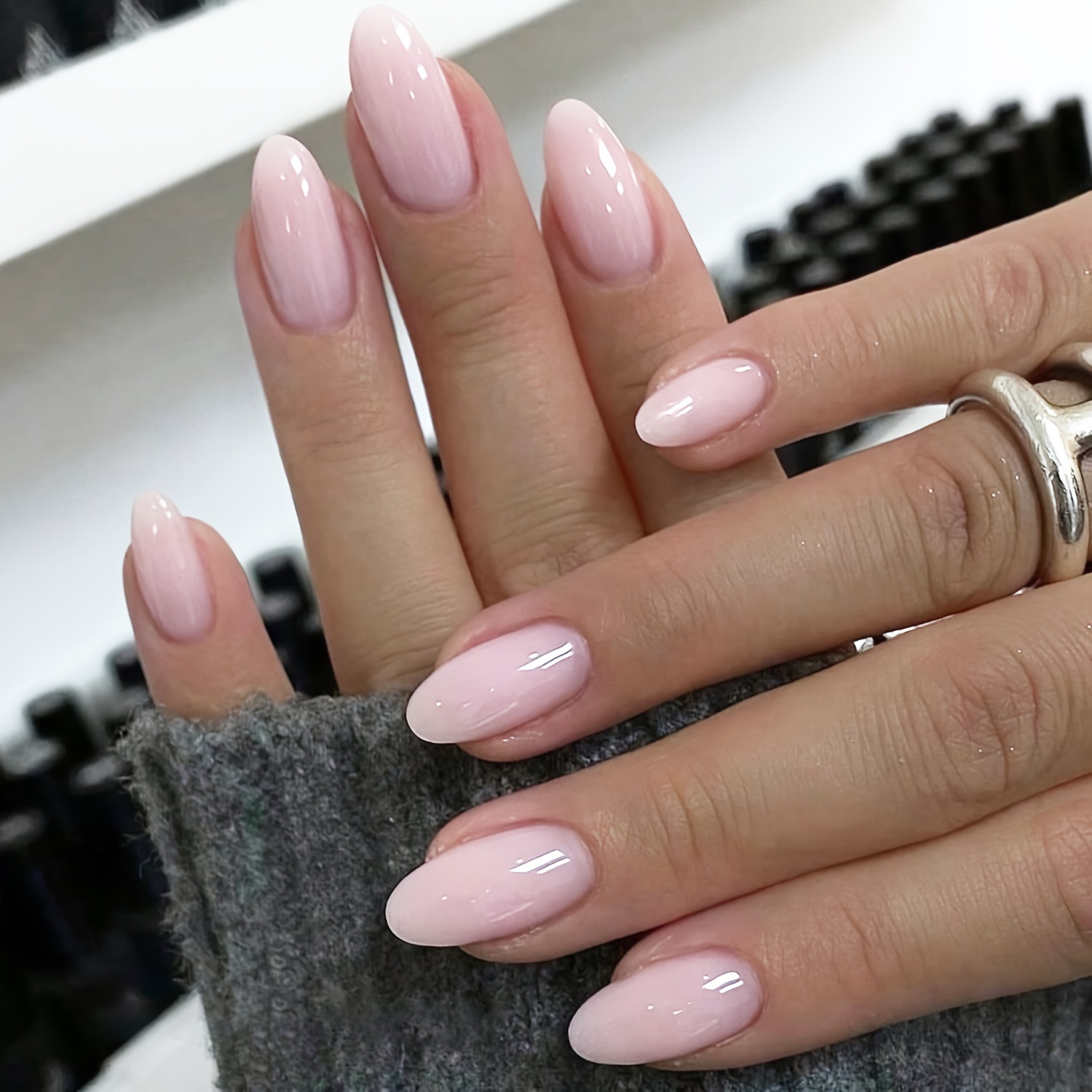 

10.13-3737 Pink Press-on Nails, Short Length, Solid Color, , Nail Art For Beauty And