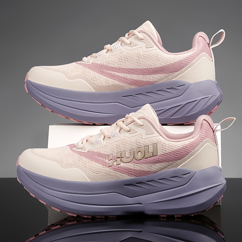 Spring New Lightweight Comfortable Breathable Casual Sports Shoes