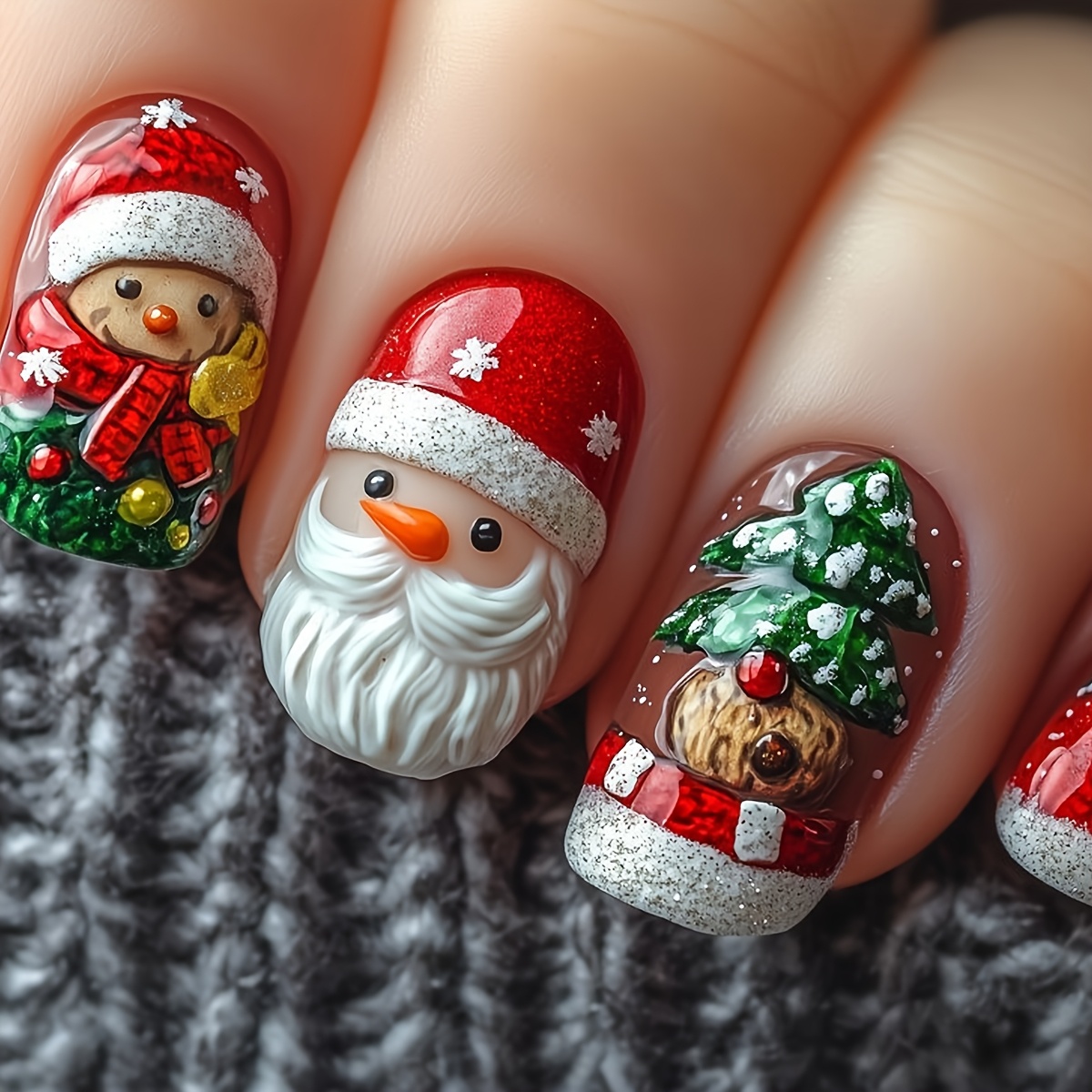 A Set Of 24 Removable Fake Nails Featuring A Cute Christmas Tree And Santa Claus Design In Red And White, Perfect For Daily Wear And Festive Gatherings