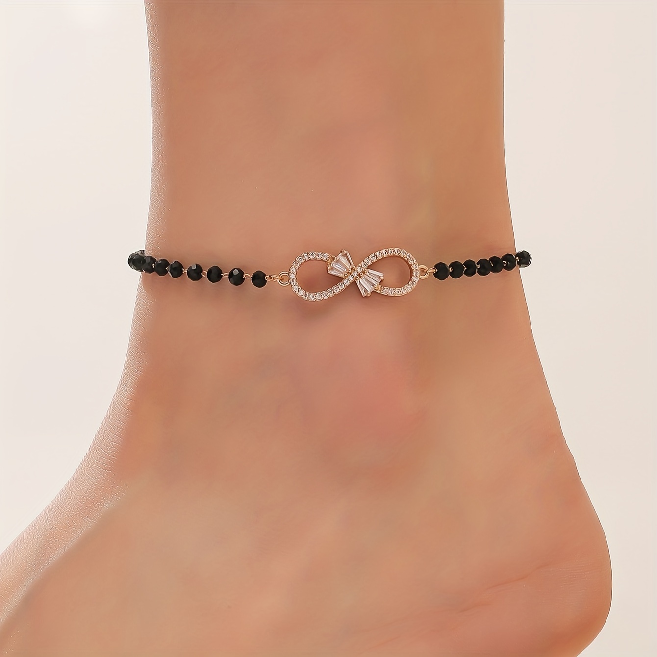 

Simple Bow With Beads Design Anklet Elegant Style Suitable For Women